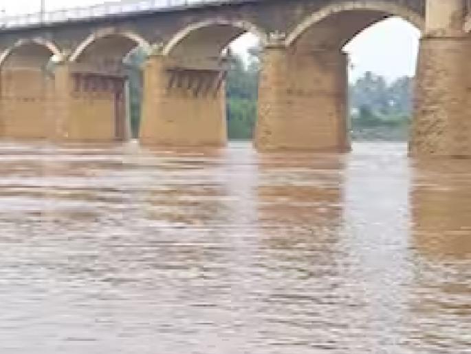 Water from Varana River or Chandoli Dam near Krishna, Drinking water issue in Sangli | कृष्णाकाठी वारणा नदीचे पाणी की चांदोली धरणाचे?; सांगलीतील पिण्याच्या पाण्याचा प्रश्न सुटणार की पुन्हा रेंगाळणार Water from Varana River or Chandoli Dam near Krishna, Drinking water issue in Sangli | कृष्णाकाठी वारणा नदीचे पाणी की चांदोली धरणाचे?; सांगलीतील पिण्याच्या पाण्याचा प्रश्न सुटणार की पुन्हा रेंगाळणार