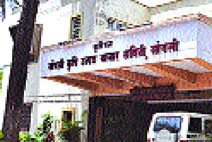 Affordable Purchase Centers Offline due to online seven-twelve comments | आॅनलाईन सात-बारा उताऱ्याअभावी हमीभाव खरेदी केंद्रे आॅफलाईन