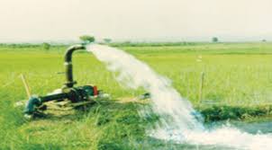 MSEDCL has sold 37,000 farmers of Ahmednagar district | अहमदनगर जिल्ह्यातील ३७ हजार कृषिपंपांची वीज महावितरणने तोडली MSEDCL has sold 37,000 farmers of Ahmednagar district | अहमदनगर जिल्ह्यातील ३७ हजार कृषिपंपांची वीज महावितरणने तोडली