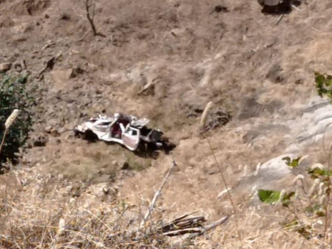 big accident at Toranmal; Workers' jeep crashes in 500 feet valley, 6 killed | तोरणमाळ येथे भीषण अपघात; पाचशे फूट दरीत मजुरांची जीप कोसळली, ६ ठार