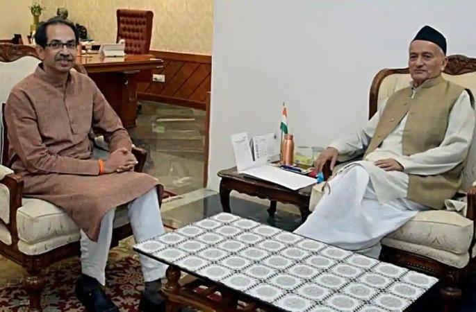 The Governor will seek legal advice for Thackeray's appointment | ...तर उद्धव ठाकरेंना मुख्यमंत्रिपदावरून पायउतार व्हावं लागणार!