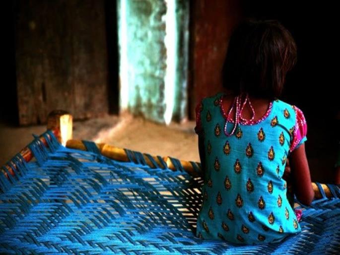 A minor girl has been raped in Chaurichora area of Uttar Pradesh mac | मुलीच्या प्रकृतीबद्दल डॉक्टरांनी दिली माहिती; ऐकून आई-वडिलांना बसला जबर धक्का A minor girl has been raped in Chaurichora area of Uttar Pradesh mac | मुलीच्या प्रकृतीबद्दल डॉक्टरांनी दिली माहिती; ऐकून आई-वडिलांना बसला जबर धक्का