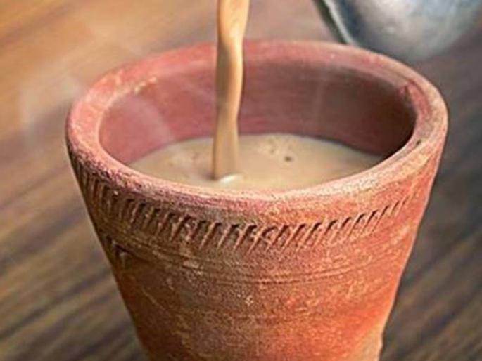 environment friendly kulhad to replace plastic tea cups at railway stations | एकदम 'कडक'! रेल्वे स्टेशनवर आता चहाच्या प्लास्टिक कपऐवजी मिळणार 'कुल्हड' environment friendly kulhad to replace plastic tea cups at railway stations | एकदम 'कडक'! रेल्वे स्टेशनवर आता चहाच्या प्लास्टिक कपऐवजी मिळणार 'कुल्हड'