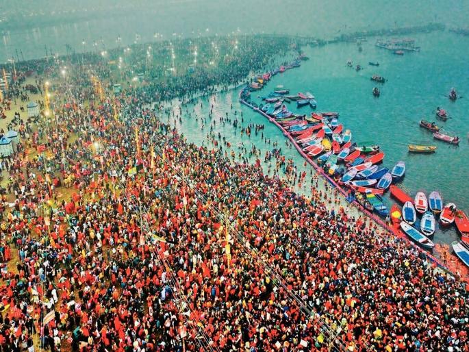 Maha Kumbh 2025 : On the first day of the Kumbh Mela, 1.5 crore devotees took holy bath | कुंभमेळ्यात पहिल्याच दिवशी १.५ कोटी भाविकांचे पवित्र स्नान, शंखध्वनीने झाली सुरुवात