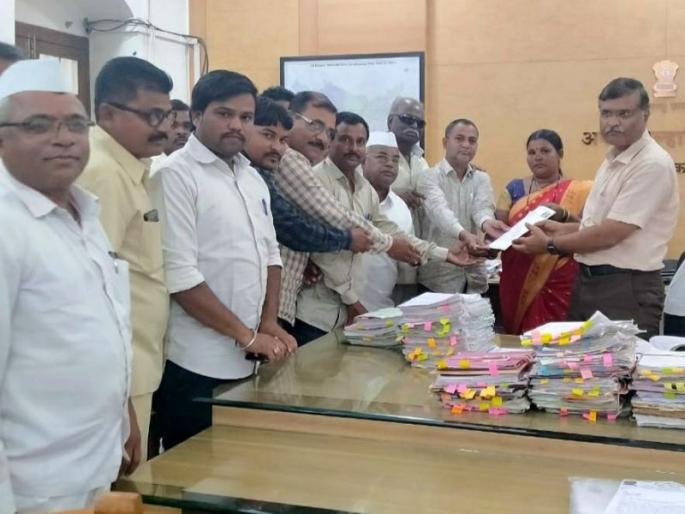 Aquarius aggressor against criminal action of Revenue Department; | महसूल विभागाच्या दंडात्मक कारवाई विरोधात कुंभार समाज आक्रमक Aquarius aggressor against criminal action of Revenue Department; | महसूल विभागाच्या दंडात्मक कारवाई विरोधात कुंभार समाज आक्रमक