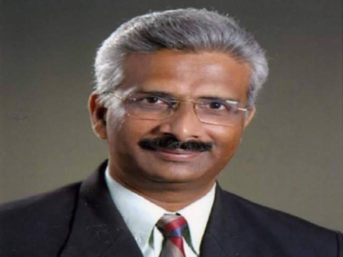 Despite the change of political power, Adv. Ashutosh Kumbakoni's appointment is still | सत्ताबदलानंतरही राज्याच्या महाअधिवक्तापदी अॅड. आशुतोष कुंभकोणी यांची नियुक्ती कायम Despite the change of political power, Adv. Ashutosh Kumbakoni's appointment is still | सत्ताबदलानंतरही राज्याच्या महाअधिवक्तापदी अॅड. आशुतोष कुंभकोणी यांची नियुक्ती कायम