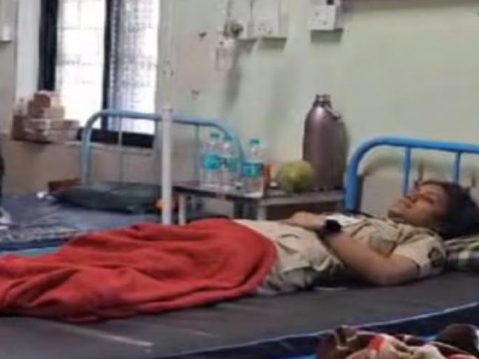 63 trainees were poisoned by food packets brought from outside At Kundal Forest Academy | Sangli: कुंडल वन अकॅडमीमध्ये ६३ प्रशिक्षणार्थींना विषबाधा, वेळेत उपचार मिळाल्याने सर्वांची प्रकृती स्थिर 63 trainees were poisoned by food packets brought from outside At Kundal Forest Academy | Sangli: कुंडल वन अकॅडमीमध्ये ६३ प्रशिक्षणार्थींना विषबाधा, वेळेत उपचार मिळाल्याने सर्वांची प्रकृती स्थिर