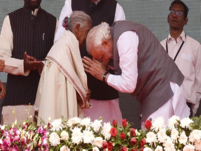 On International Women's Day, PM Modi on the woman who inspired him | पंतप्रधान नरेंद्र मोदींचा महिलांना सॅल्यूट! जागतिक महिला दिनी केलं कुंवर बाईंचं स्मरण On International Women's Day, PM Modi on the woman who inspired him | पंतप्रधान नरेंद्र मोदींचा महिलांना सॅल्यूट! जागतिक महिला दिनी केलं कुंवर बाईंचं स्मरण