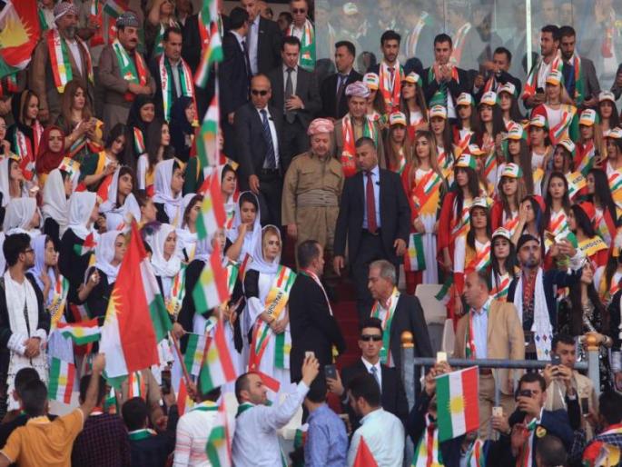 Kurdish people voted for poll, polled by Iraq-Turkey | कुर्दी लोकांनी सुरु केले जनमत चाचणीसाठी मतदान, इराक-तुर्कस्थानचा विरोध Kurdish people voted for poll, polled by Iraq-Turkey | कुर्दी लोकांनी सुरु केले जनमत चाचणीसाठी मतदान, इराक-तुर्कस्थानचा विरोध