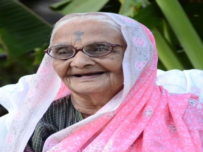 Former Justice B.G. Coalse mother to mother | माजी न्यायमूर्ती बी.जी. कोळसे यांना मातृशोक Former Justice B.G. Coalse mother to mother | माजी न्यायमूर्ती बी.जी. कोळसे यांना मातृशोक