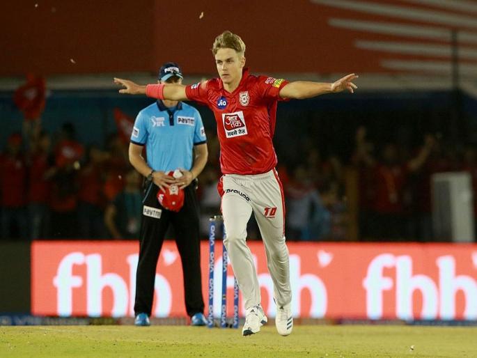 IPL 2019 : Sam Curran's record hat-trick KXIP vs DC match, Equal Yuvaraj Singh 10 year's old record, broke rohit sharma record | IPL 2019 : कुरनची हॅटट्रिक अन् युवराजशी बरोबरी, हिटमॅन रोहितचा विक्रम मोडला 