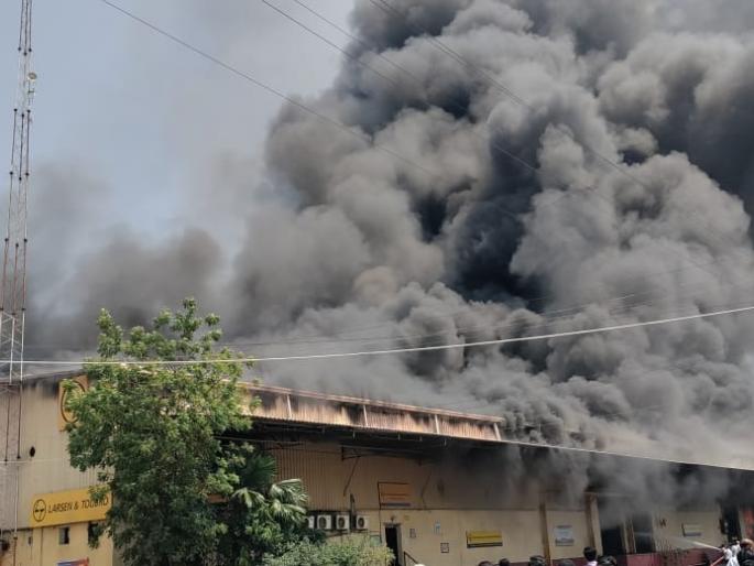 heavy fire at l and t logistics park nagpur | एल ॲण्ड टी लॉजिस्टीक पार्कला भिषण आग heavy fire at l and t logistics park nagpur | एल ॲण्ड टी लॉजिस्टीक पार्कला भिषण आग