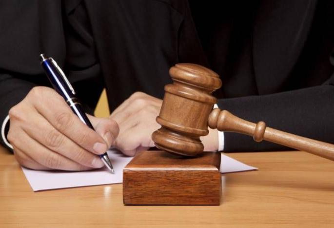 Appreciative decision of High Court on builder's petition, order for distribution of PPE pests | याचिकेवर हायकोर्टाचा कौतुकास्पद निर्णय, रुग्णालयात पीपीई कीट वाटपाचे आदेश Appreciative decision of High Court on builder's petition, order for distribution of PPE pests | याचिकेवर हायकोर्टाचा कौतुकास्पद निर्णय, रुग्णालयात पीपीई कीट वाटपाचे आदेश
