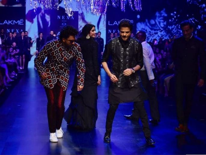 Ranveer singh and Anil kapoor danced at the ramp of Lakme fasion | Lakme Fasion Week 2019! ...अन् अनिल कपूर व रणवीर सिंगने रॅम्पवर धरला ठेका! Ranveer singh and Anil kapoor danced at the ramp of Lakme fasion | Lakme Fasion Week 2019! ...अन् अनिल कपूर व रणवीर सिंगने रॅम्पवर धरला ठेका!