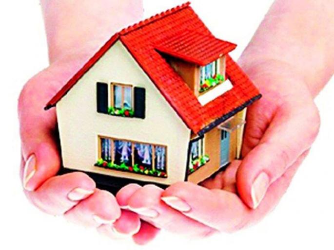 55 workers run to high court for denying benefits of the Prime Minister's Housing Scheme | दूरध्वनी असल्याचे कारण देत घरकुल योजनेतून वगळले; ५५ ग्रामस्थांची हायकोर्टात धाव 55 workers run to high court for denying benefits of the Prime Minister's Housing Scheme | दूरध्वनी असल्याचे कारण देत घरकुल योजनेतून वगळले; ५५ ग्रामस्थांची हायकोर्टात धाव