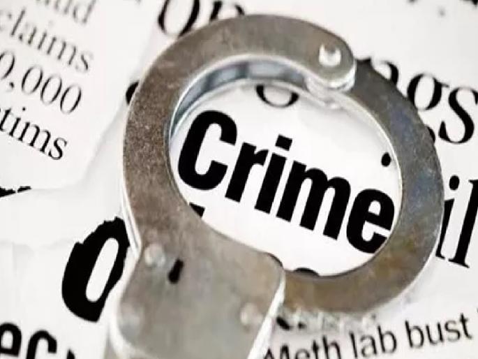 Shocked while dancing in procession; beat up a labourer, a case was registered against four in satara | Satara: मिरवणुकीत नाचताना धक्का लागला; एका मजुराला दांडक्याने मारहाण, चौघांवर गुन्हा दाखल Shocked while dancing in procession; beat up a labourer, a case was registered against four in satara | Satara: मिरवणुकीत नाचताना धक्का लागला; एका मजुराला दांडक्याने मारहाण, चौघांवर गुन्हा दाखल