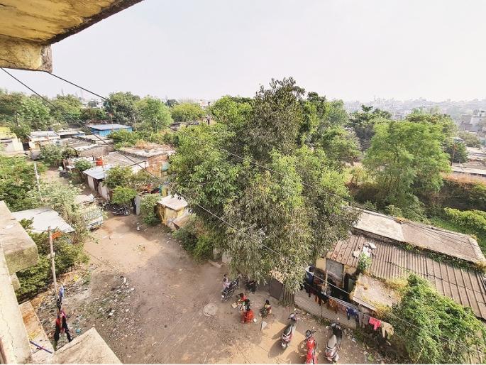 Done! Permission to demolition of quarters in Labor Colony | ठरले ! लेबर कॉलनीतील क्वाॅर्टर्स भुईसपाट करण्यास अनुमती Done! Permission to demolition of quarters in Labor Colony | ठरले ! लेबर कॉलनीतील क्वाॅर्टर्स भुईसपाट करण्यास अनुमती