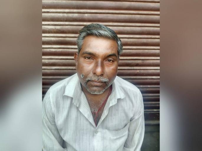 The laborer was crushed by the 'hand concrete mixer' vehicle! | 'हॅण्ड काँक्रीट मिक्सर' वाहनाने मजूराला चिरडले! The laborer was crushed by the 'hand concrete mixer' vehicle! | 'हॅण्ड काँक्रीट मिक्सर' वाहनाने मजूराला चिरडले!