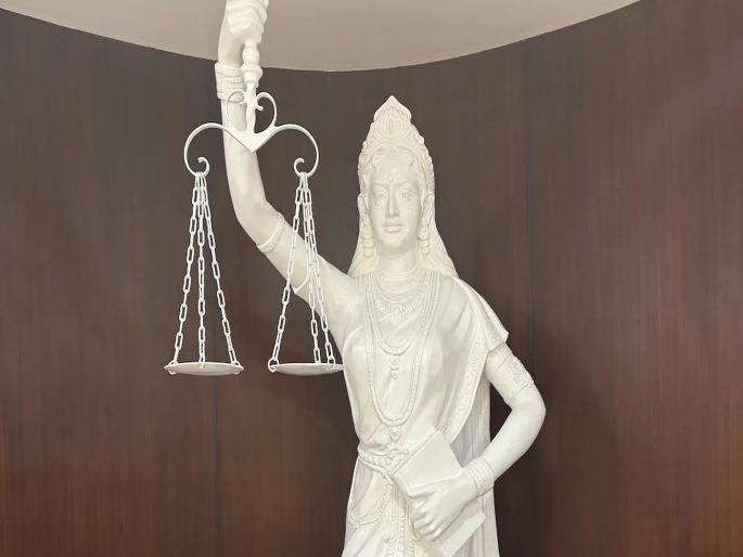 he blindfold on the Lady of Justice statue has been removed, New Statue form of the Lady of Justice | न्यायदेवतेच्या डोळ्यावरील पट्टी उघडली; आता नवीन मूर्ती समोर आली, काय आहे खास? he blindfold on the Lady of Justice statue has been removed, New Statue form of the Lady of Justice | न्यायदेवतेच्या डोळ्यावरील पट्टी उघडली; आता नवीन मूर्ती समोर आली, काय आहे खास?