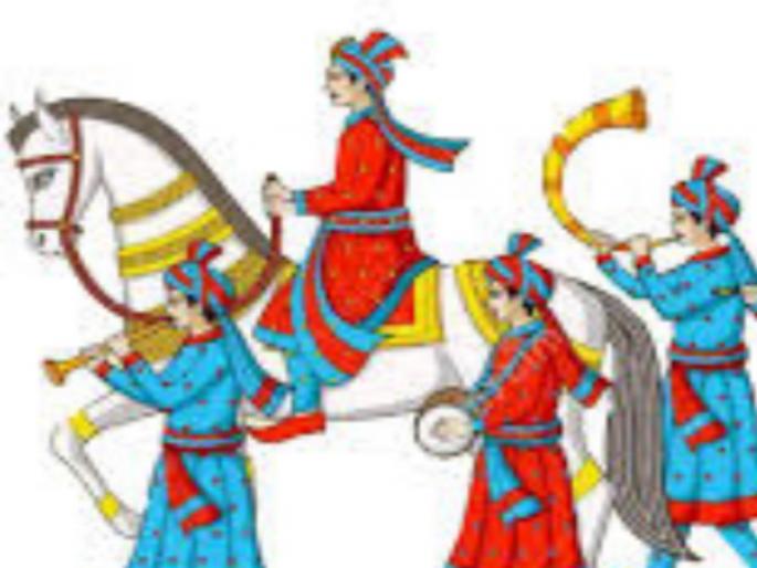 The wardrobe is the 'this' because it is read from the half-way road. | वऱ्हाडी मंडळीं अर्ध्या रस्त्यावरुन फिरले माघारी... वाचा ‘ हे ’ आहे कारण..