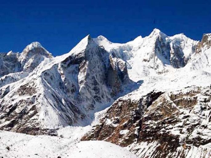 12 trekkers stranded in Lahaul Spiti in Himachal pradesh, 2 died | हिमाचलच्या लाहौल स्पीतीमध्ये ट्रेकिंगला गेलेले 12 जण अडकले, 2 जणांचा मृत्यू 12 trekkers stranded in Lahaul Spiti in Himachal pradesh, 2 died | हिमाचलच्या लाहौल स्पीतीमध्ये ट्रेकिंगला गेलेले 12 जण अडकले, 2 जणांचा मृत्यू