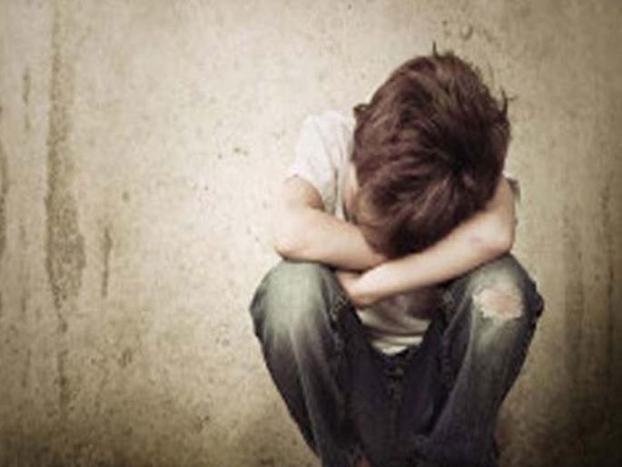 A fourth child is also alleged sexual harassment against 'that' bank employee | ‘त्या’ बँक कर्मचाऱ्याविरुद्ध चौथ्या मुलाचाही लैंगिक छळाचा आरोप A fourth child is also alleged sexual harassment against 'that' bank employee | ‘त्या’ बँक कर्मचाऱ्याविरुद्ध चौथ्या मुलाचाही लैंगिक छळाचा आरोप