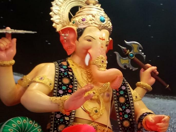 Ganesh Mahotsav 2024: VVIP for us every devotee | Ganesh Mahotsav 2024: आमच्यासाठी प्रत्येक भाविक व्हीव्हीआयपी Ganesh Mahotsav 2024: VVIP for us every devotee | Ganesh Mahotsav 2024: आमच्यासाठी प्रत्येक भाविक व्हीव्हीआयपी