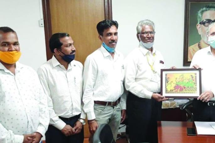 Adali will complete the remaining work of MIDC expeditiously: Subhash Desai | आडाळी एमआयडीसीची उर्वरित कामे गतीने पूर्ण करणार :सुभाष देसाई Adali will complete the remaining work of MIDC expeditiously: Subhash Desai | आडाळी एमआयडीसीची उर्वरित कामे गतीने पूर्ण करणार :सुभाष देसाई