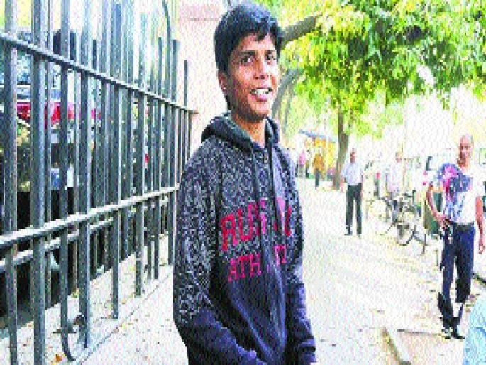 Now 'she' is not 'so' fine! | आता ‘ती’ नव्हे ‘तो’ ललित! Now 'she' is not 'so' fine! | आता ‘ती’ नव्हे ‘तो’ ललित!