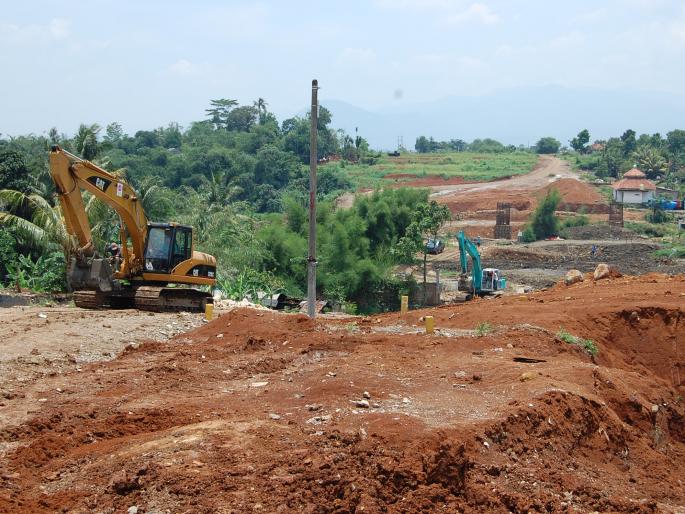 MIDC brings back 548 plots! | ‘एमआयडीसी’ने ५४८ भूखंड घेतले परत! MIDC brings back 548 plots! | ‘एमआयडीसी’ने ५४८ भूखंड घेतले परत!