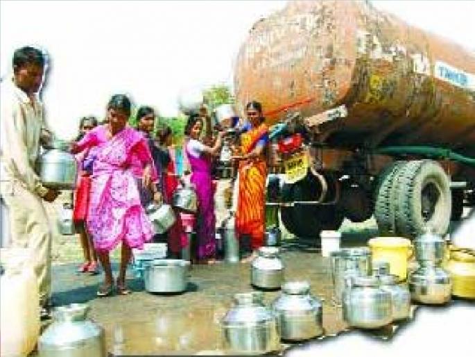 The first water tanker ran in Lanja taluka this year | राज्यात यंदा चांगला पाऊस, अवकाळीचीही उशिरापर्यंत हजेरी; तरीही लांजा तालुक्यात धावला पहिला पाण्याचा टँकर The first water tanker ran in Lanja taluka this year | राज्यात यंदा चांगला पाऊस, अवकाळीचीही उशिरापर्यंत हजेरी; तरीही लांजा तालुक्यात धावला पहिला पाण्याचा टँकर