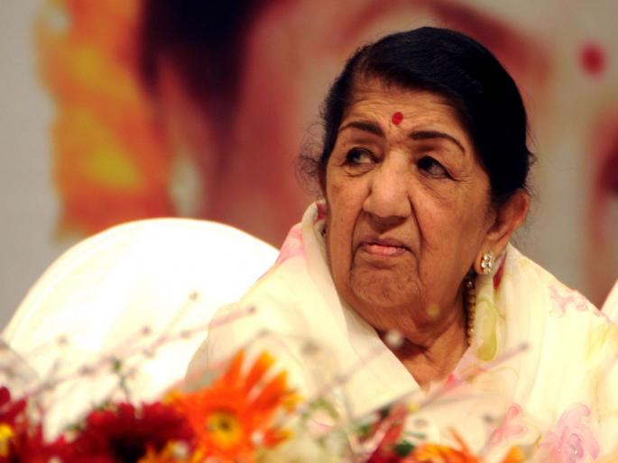 Improvement in the nature of Lata Mangeshkar after treatment | लता मंगेशकर यांच्या प्रकृतीत उपचारांनंतर सुधारणा Improvement in the nature of Lata Mangeshkar after treatment | लता मंगेशकर यांच्या प्रकृतीत उपचारांनंतर सुधारणा