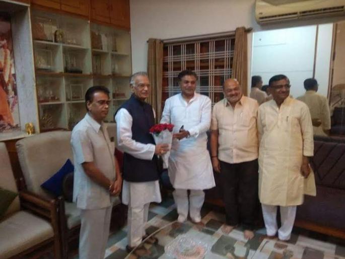 lok sabha election 2019 osmanabad ncp and congress | उस्मानाबादची जागा काँग्रेसला की राष्ट्रवादीला? lok sabha election 2019 osmanabad ncp and congress | उस्मानाबादची जागा काँग्रेसला की राष्ट्रवादीला?