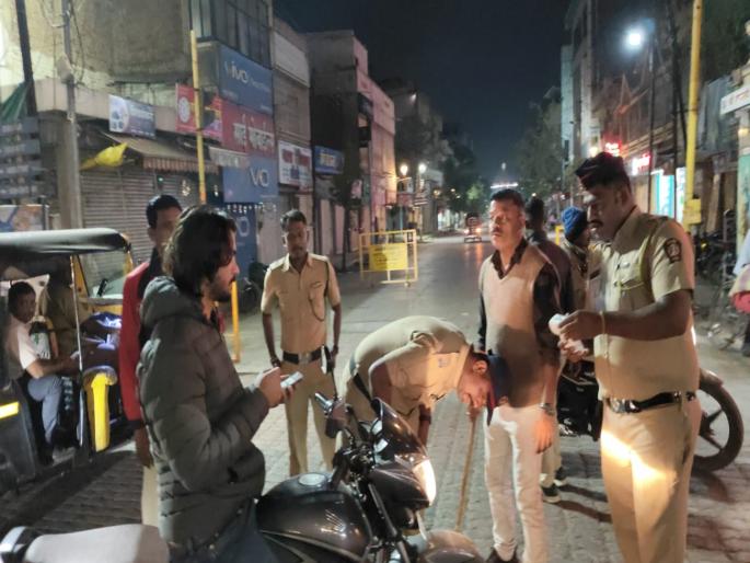 New Years Eve Cases filed against 55 drunk drivers | नववर्षाच्या पूर्वसंध्येलाच दणका; ५५ मद्यपी चालकांवर गुन्हे दाखल New Years Eve Cases filed against 55 drunk drivers | नववर्षाच्या पूर्वसंध्येलाच दणका; ५५ मद्यपी चालकांवर गुन्हे दाखल