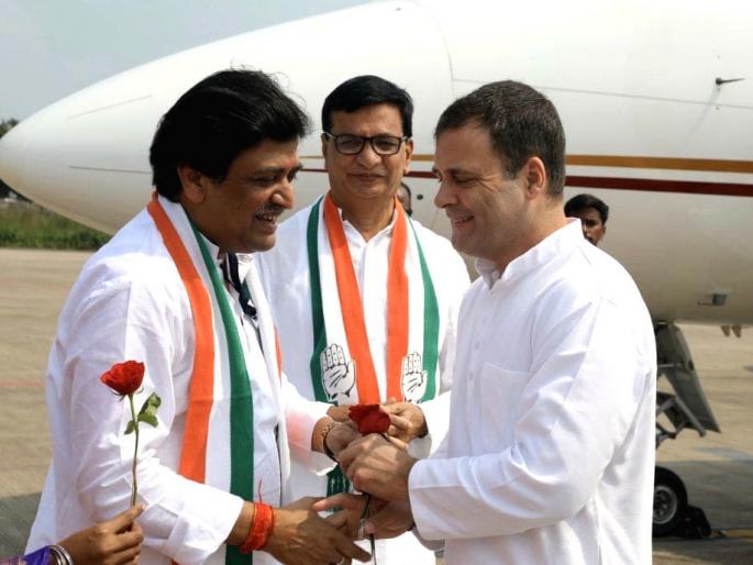 Ashok Chavan wrote letter to Congress President Sonia Gandhi against Balasaheb Thorat | काँग्रेसमधील वाद चव्हाट्यावर; थोरातांविरोधात अशोक चव्हाणांनी लिहिलं थेट सोनिया गांधींना पत्र? Ashok Chavan wrote letter to Congress President Sonia Gandhi against Balasaheb Thorat | काँग्रेसमधील वाद चव्हाट्यावर; थोरातांविरोधात अशोक चव्हाणांनी लिहिलं थेट सोनिया गांधींना पत्र?