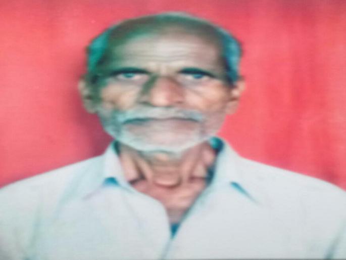 Death of an senior citizen who came outside the home for bring water in heavy heat | रणरणत्या उन्हात पाणी आणण्यासाठी घराबाहेर पडलेल्या वृद्धाचा मृत्यू Death of an senior citizen who came outside the home for bring water in heavy heat | रणरणत्या उन्हात पाणी आणण्यासाठी घराबाहेर पडलेल्या वृद्धाचा मृत्यू