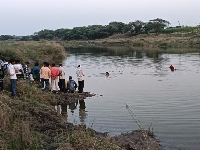 HSC student drown in river while pulling buffalo out | बारावीचा पेपर नव्हता म्हणून आईस मदत करत होता; पाण्यातील म्हैस काढताना बुडाला मुलगा HSC student drown in river while pulling buffalo out | बारावीचा पेपर नव्हता म्हणून आईस मदत करत होता; पाण्यातील म्हैस काढताना बुडाला मुलगा