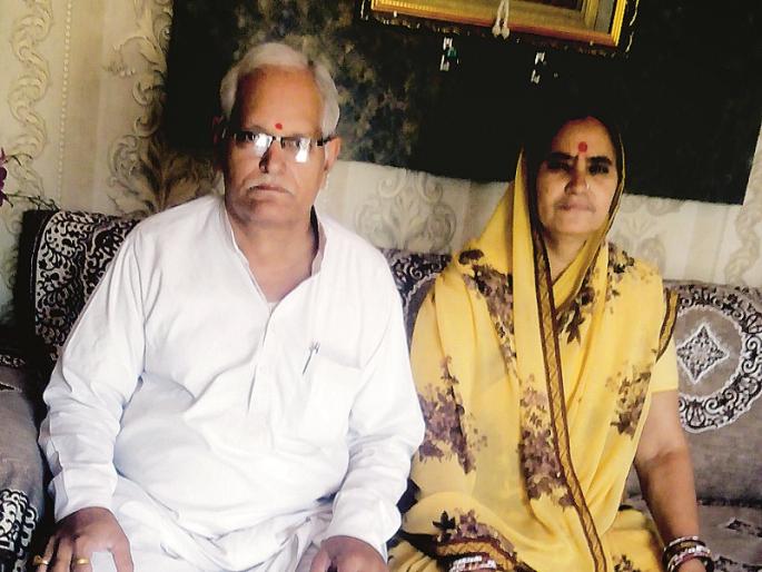 This family still uses rain water for cooking, drinking water | स्वयंपाक, पिण्यासाठी 'हे' कुटुंब बारमाही वापरते पावसाचेच पाणी This family still uses rain water for cooking, drinking water | स्वयंपाक, पिण्यासाठी 'हे' कुटुंब बारमाही वापरते पावसाचेच पाणी