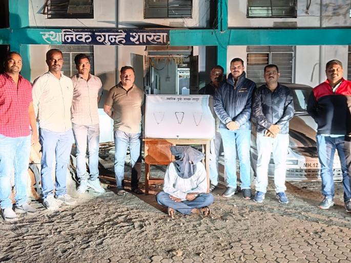 Jewellery worth Rs 3 lakh has been recovered from the accused | मंगळसूत्र, गंठण पळवणाऱ्या आरोपीच्या पोलिसांनी मुसक्या आवळल्या Jewellery worth Rs 3 lakh has been recovered from the accused | मंगळसूत्र, गंठण पळवणाऱ्या आरोपीच्या पोलिसांनी मुसक्या आवळल्या