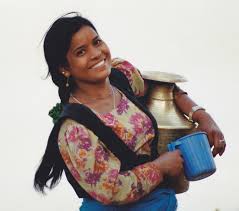 Keep yourself happy by keeping negative thoughts aside | आनंदी व्हायला पैसे थोडीच लागतात?