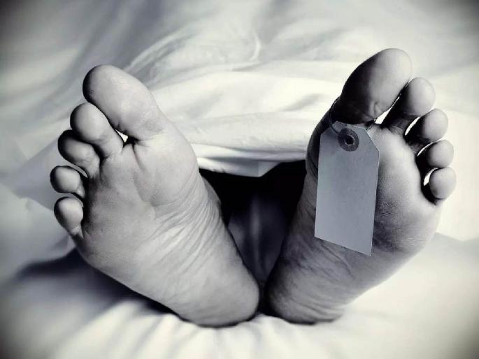 The number of dead bodies increased in hosiptals in mumbai | रक्ताचे नाते निर्दयी कसे होऊ शकते ? बेवारस मृतदेह वाढले The number of dead bodies increased in hosiptals in mumbai | रक्ताचे नाते निर्दयी कसे होऊ शकते ? बेवारस मृतदेह वाढले