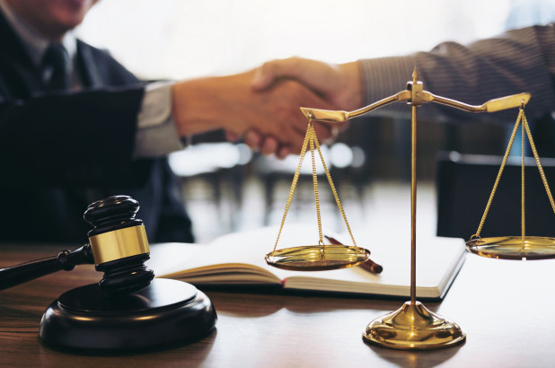 what kind of challenges young lawyers are facing today? | नव्या तरुण वकिलांसमोर आज कोणती आव्हानं आहेत? what kind of challenges young lawyers are facing today? | नव्या तरुण वकिलांसमोर आज कोणती आव्हानं आहेत?
