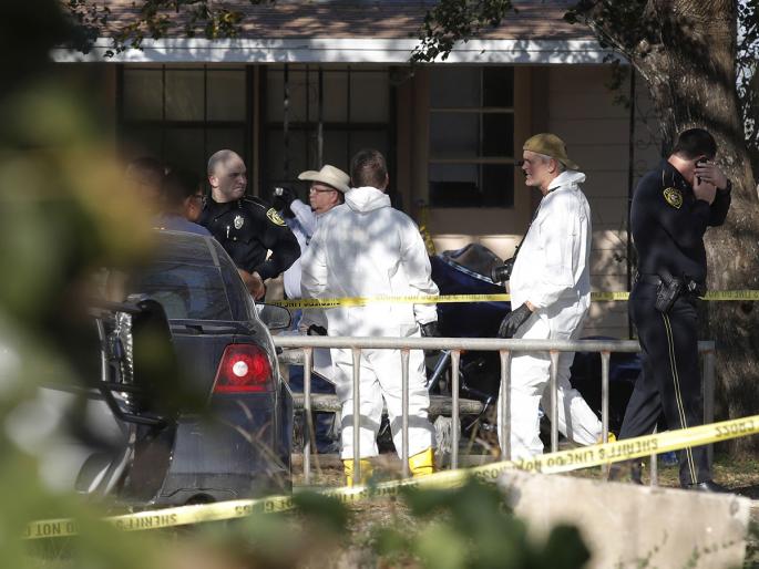 26 killed in US firing, church attacks | अमेरिकेत गोळीबारात २६ ठार , चर्चमध्येच केला हल्ला 26 killed in US firing, church attacks | अमेरिकेत गोळीबारात २६ ठार , चर्चमध्येच केला हल्ला