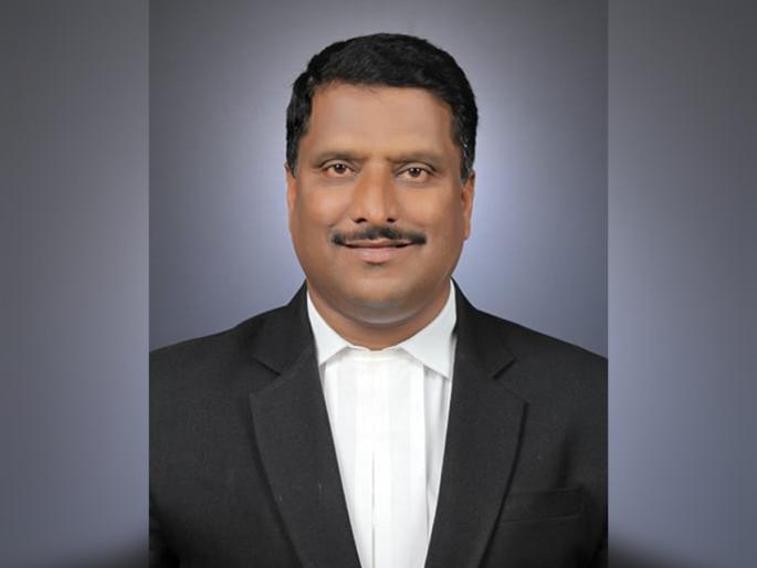 Kiran Rajput has been elected as president in Sangli District Lawyers Association elections | सांगली वकील संघटनेच्या अध्यक्षपदी रजपूत! विजय गाडेकर, विशाल कुंभार विजयी Kiran Rajput has been elected as president in Sangli District Lawyers Association elections | सांगली वकील संघटनेच्या अध्यक्षपदी रजपूत! विजय गाडेकर, विशाल कुंभार विजयी