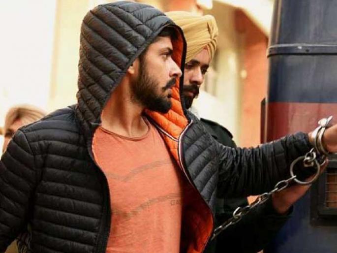 ED raids in 13 places of Lawrence Bishnois gang in rajasthan and hariyana | कुख्यात लॉरेन्स बिश्नोईच्या गँगला धक्का; १३ ठिकाणी EDच्या धाडी, नेमकं प्रकरण काय? ED raids in 13 places of Lawrence Bishnois gang in rajasthan and hariyana | कुख्यात लॉरेन्स बिश्नोईच्या गँगला धक्का; १३ ठिकाणी EDच्या धाडी, नेमकं प्रकरण काय?