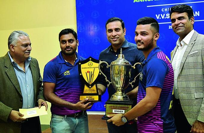 Don't Use 'shortcut' for success: VVS Laxman | यशासाठी ‘शॉर्टकट’ वापरूनका : व्हीव्हीएस लक्ष्मण Don't Use 'shortcut' for success: VVS Laxman | यशासाठी ‘शॉर्टकट’ वापरूनका : व्हीव्हीएस लक्ष्मण