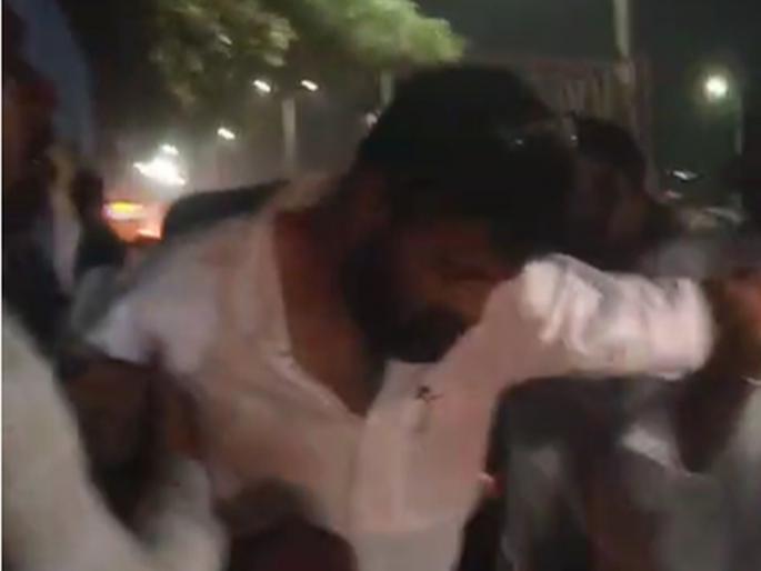 Laxman Hake drinking alcohol, accused by Maratha protesters, chaos in Pune  | लक्ष्मण हाकेंकडून मद्यप्राशन करून शिविगाळ, मराठा आंदोलकांचा आरोप, पुण्यात तणाव   Laxman Hake drinking alcohol, accused by Maratha protesters, chaos in Pune  | लक्ष्मण हाकेंकडून मद्यप्राशन करून शिविगाळ, मराठा आंदोलकांचा आरोप, पुण्यात तणाव