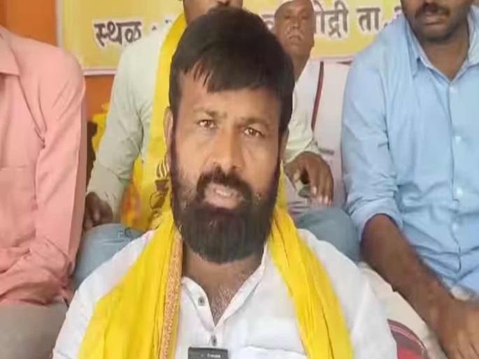 OBC Reservation Rescue Movement Prof Warning by Laxman Hake | कोणी अंगावर आला, तर त्याला आता शिंगावर घेणारच; आरक्षण म्हणजे 'गरिबी हटाव' नव्हे OBC Reservation Rescue Movement Prof Warning by Laxman Hake | कोणी अंगावर आला, तर त्याला आता शिंगावर घेणारच; आरक्षण म्हणजे 'गरिबी हटाव' नव्हे