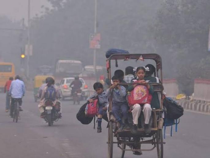Noida schools closed until November 5 due to bad weather | खराब हवामानामुळे 5 नोव्हेंबरपर्यत नोएडातील शाळा बंद Noida schools closed until November 5 due to bad weather | खराब हवामानामुळे 5 नोव्हेंबरपर्यत नोएडातील शाळा बंद