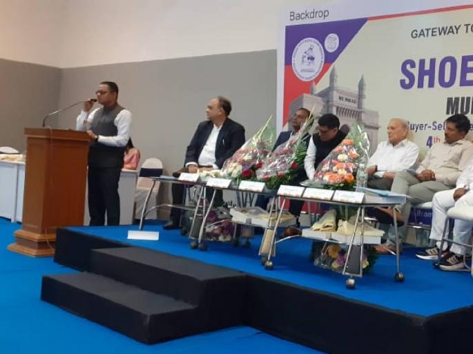 An initiative of the Development Corporation for the growth of leather business in the state, Deonar Leather Park will be set up | राज्यात लेदर व्यवसाय वाढीसाठी विकास महामंडळाचा पुढाकार, देवनार लेदर पार्क उभारणार An initiative of the Development Corporation for the growth of leather business in the state, Deonar Leather Park will be set up | राज्यात लेदर व्यवसाय वाढीसाठी विकास महामंडळाचा पुढाकार, देवनार लेदर पार्क उभारणार